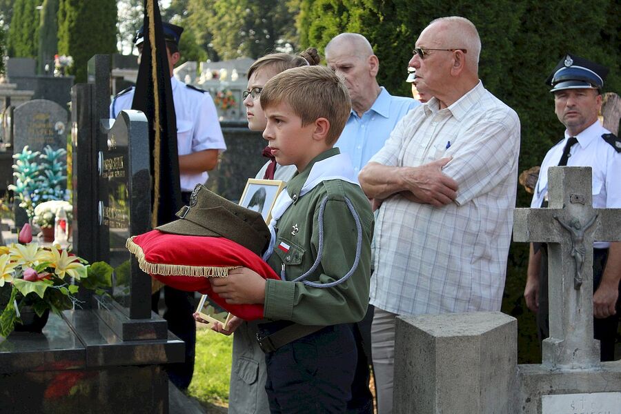 29 sierpnia 2019, Łękawica. Uroczystości pogrzebowe Wiesława Budzika „Rolanda”