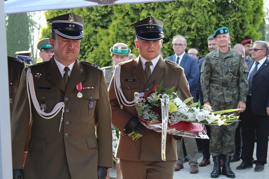 29 sierpnia 2019, Łękawica. Uroczystości pogrzebowe Wiesława Budzika „Rolanda”