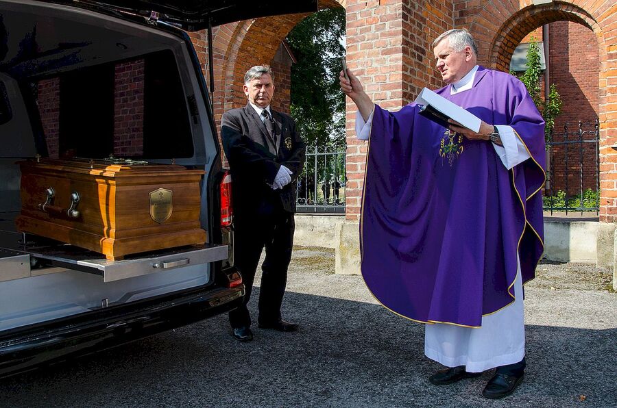 29 sierpnia 2019, Łękawica. Uroczystości pogrzebowe Wiesława Budzika „Rolanda”