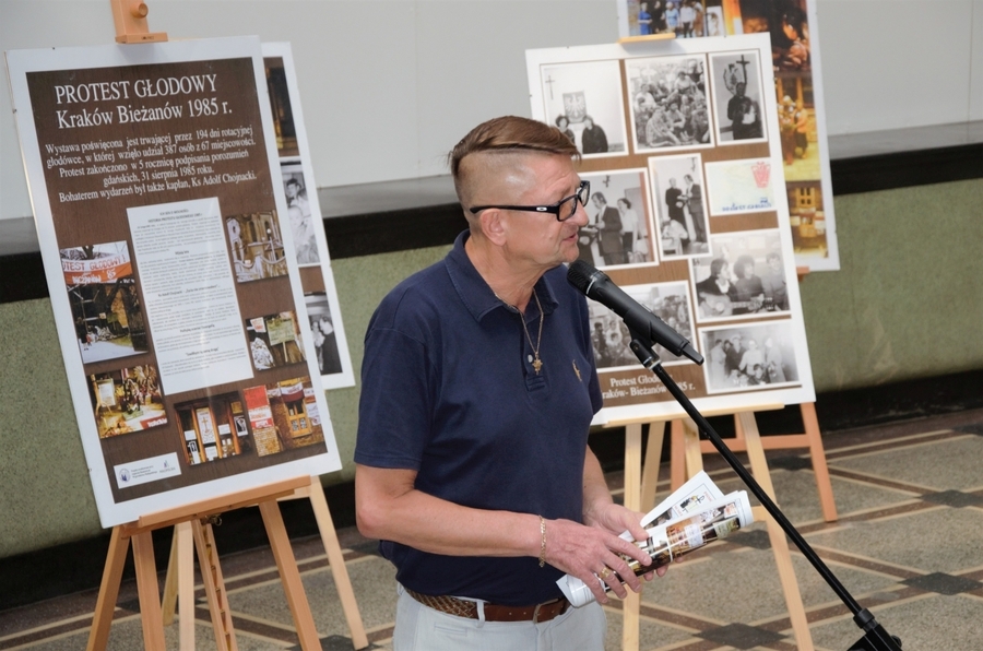 30 sierpnia 2019. Otwarcie wystawy o proteście głodowym w Bieżanowie