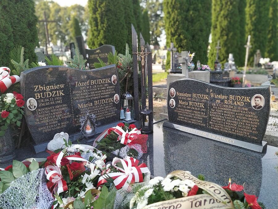 29 sierpnia 2019, Łękawica. Uroczystości pogrzebowe Wiesława Budzika „Rolanda”