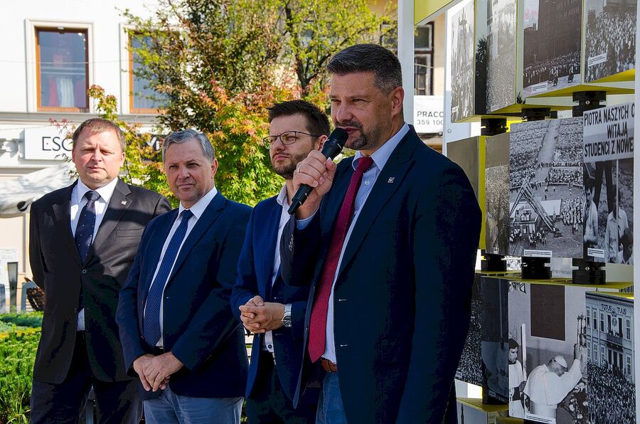 31 sierpnia 2019. Otwarcie wystawy „Wstańcie, chodźmy...” w Wadowicach