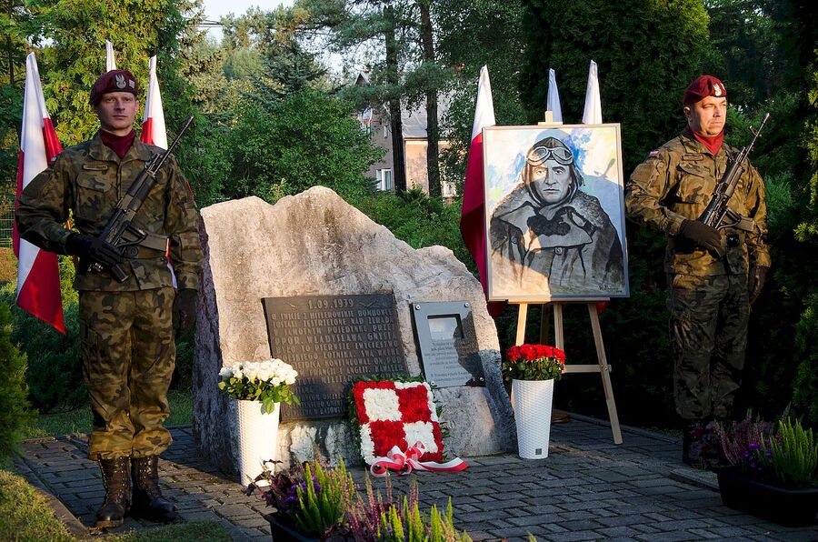 1 września 2019, Żurada. Uroczystość przy obelisku poświęconym pamięci kpt. Władysława Gnysia