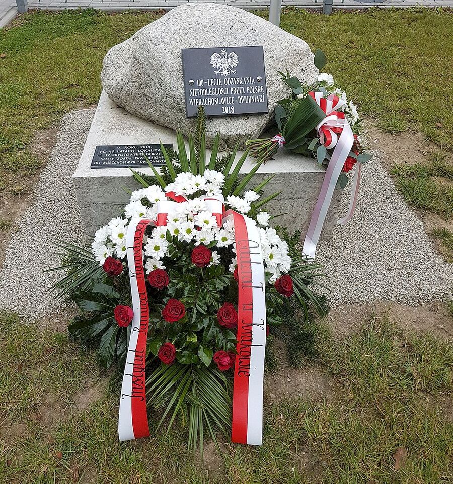 25 września 2019. Odsłonięcie muralu w Wierzchosławicach