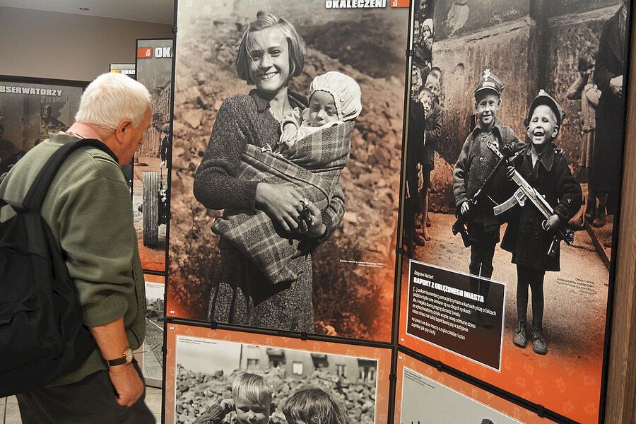 Wystawa „Ukradzione dzieciństwo” w Kielcach