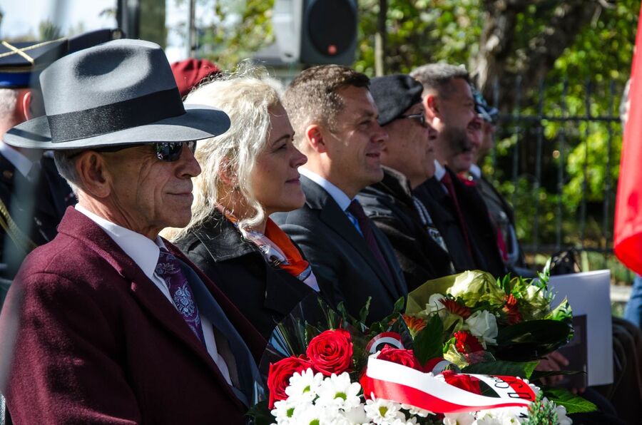 11 października 2019. Odsłonięcie pomnika ks. Władysława Gurgacza w Łabowej