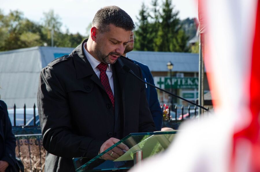 11 października 2019. Odsłonięcie pomnika ks. Władysława Gurgacza w Łabowej