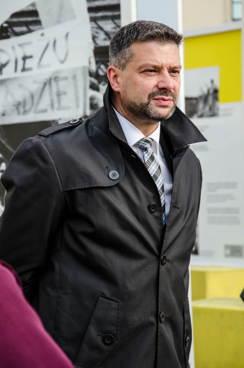 Otwarcie wystawy plenerowej „Wstańcie, chodźmy. Pierwsza pielgrzymka Jana Pawła II do Polski” – Kraków, 16 października 2019