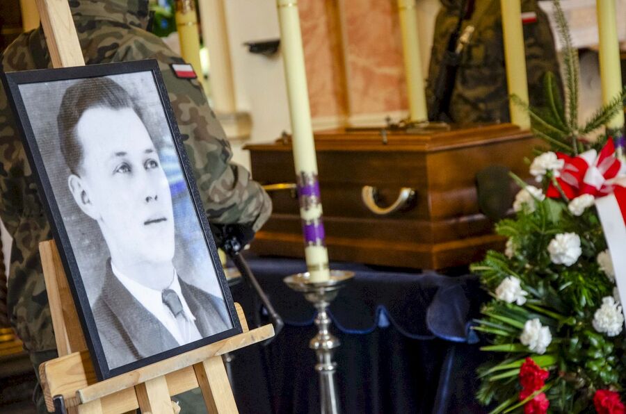 Uroczystości pogrzebowe Władysława Nowaka „Groźnego”, partyzanta powojennego podziemia niepodległościowego – Kraków, 28 października 2019