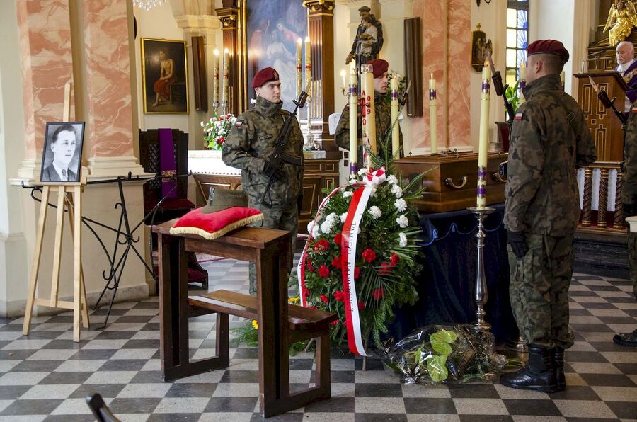 Uroczystości pogrzebowe Władysława Nowaka „Groźnego”, partyzanta powojennego podziemia niepodległościowego – Kraków, 28 października 2019