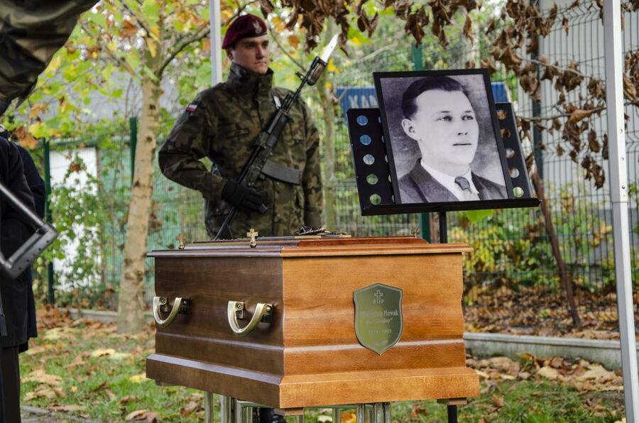 Uroczystości pogrzebowe Władysława Nowaka „Groźnego”, partyzanta powojennego podziemia niepodległościowego – Kraków, 28 października 2019