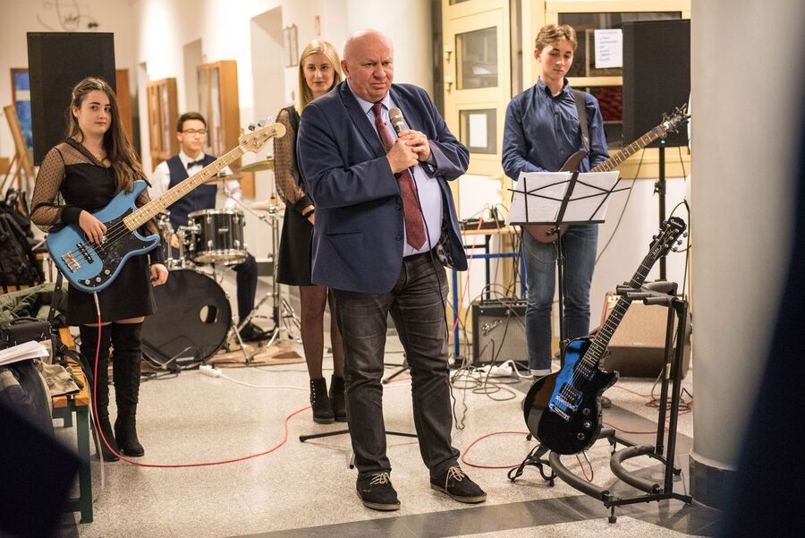 Odsłonięcie tablicy upamiętniającej TZHP „Buki” i „Sępy” – Myślenice, 8 listopada 2019