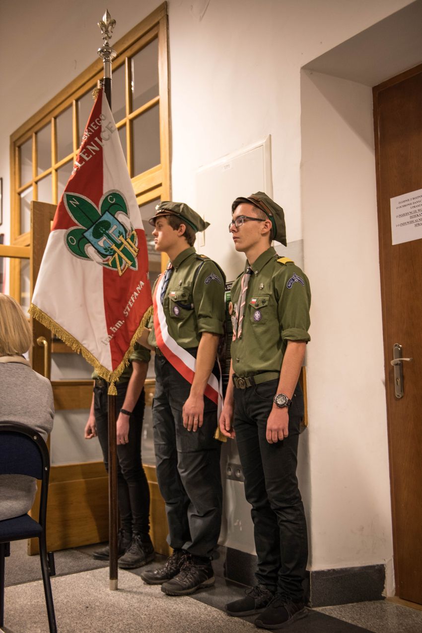 Odsłonięcie tablicy upamiętniającej TZHP „Buki” i „Sępy” – Myślenice, 8 listopada 2019