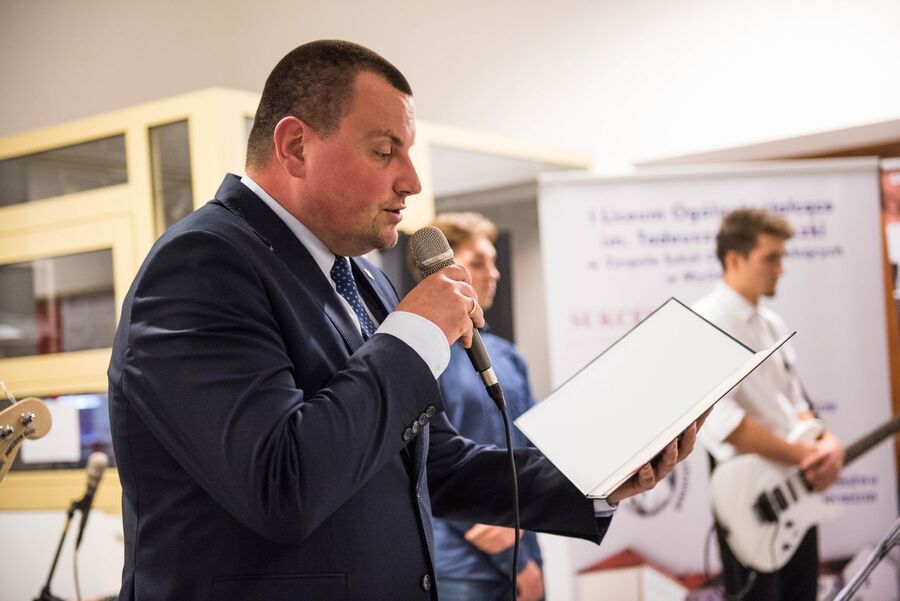 Odsłonięcie tablicy upamiętniającej TZHP „Buki” i „Sępy” – Myślenice, 8 listopada 2019