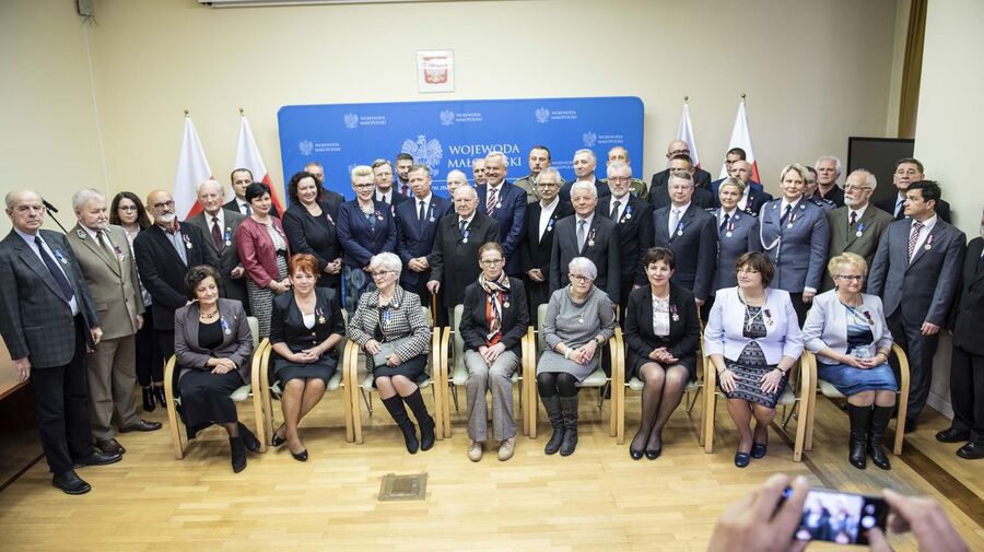 Medale Stulecia Odzyskanej Niepodległości dla pracowników krakowskiego Oddziału IPN, 27 listopada 2019