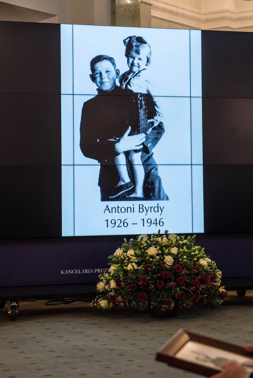 Wręczenie not identyfikacyjnych rodzinom ofiar komunizmu – Warszawa, 3 grudnia 2019. Fot. Agnieszka Masłowska (IPN)