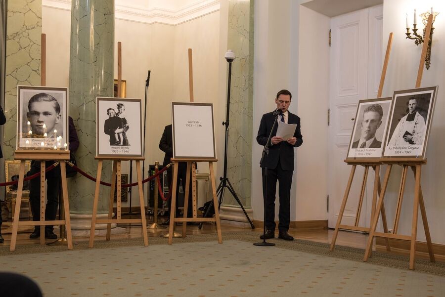 Wręczenie not identyfikacyjnych rodzinom ofiar komunizmu – Warszawa, 3 grudnia 2019. Fot. Agnieszka Masłowska (IPN)