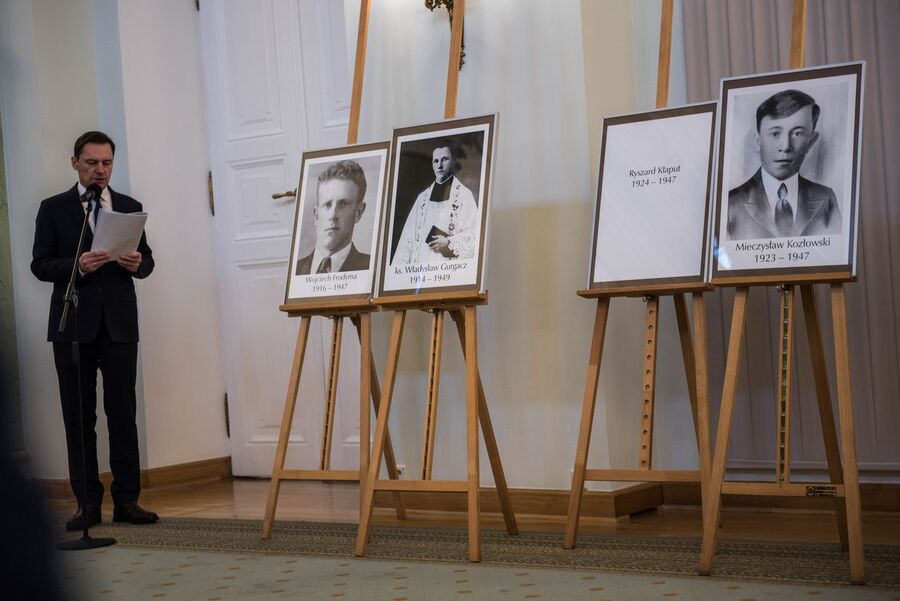 Wręczenie not identyfikacyjnych rodzinom ofiar komunizmu – Warszawa, 3 grudnia 2019. Fot. Agnieszka Masłowska (IPN)