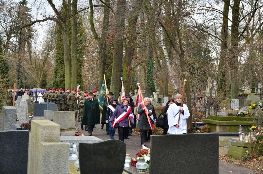 10 grudnia 2019 w Krakowie pochowano Wiesława Krawczyńskiego