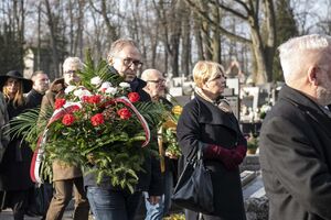 Pogrzeb Attili Jamrozika, artysty związanego z opozycją – 18 grudnia 2019. Fot. Agnieszka Masłowska (IPN)