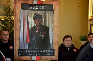 Kraków, 21 grudnia 2019. Uroczystości pogrzebowe gen. Tadeusza Bieńkowicza „Rączego”