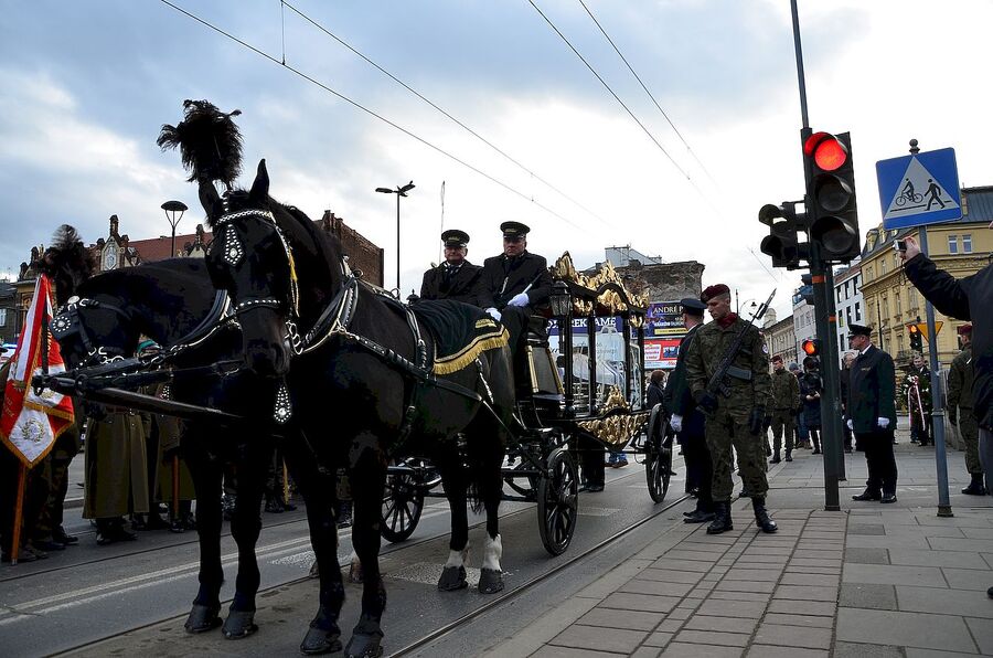 Kraków, 21 grudnia 2019. Uroczystości pogrzebowe gen. Tadeusza Bieńkowicza „Rączego”