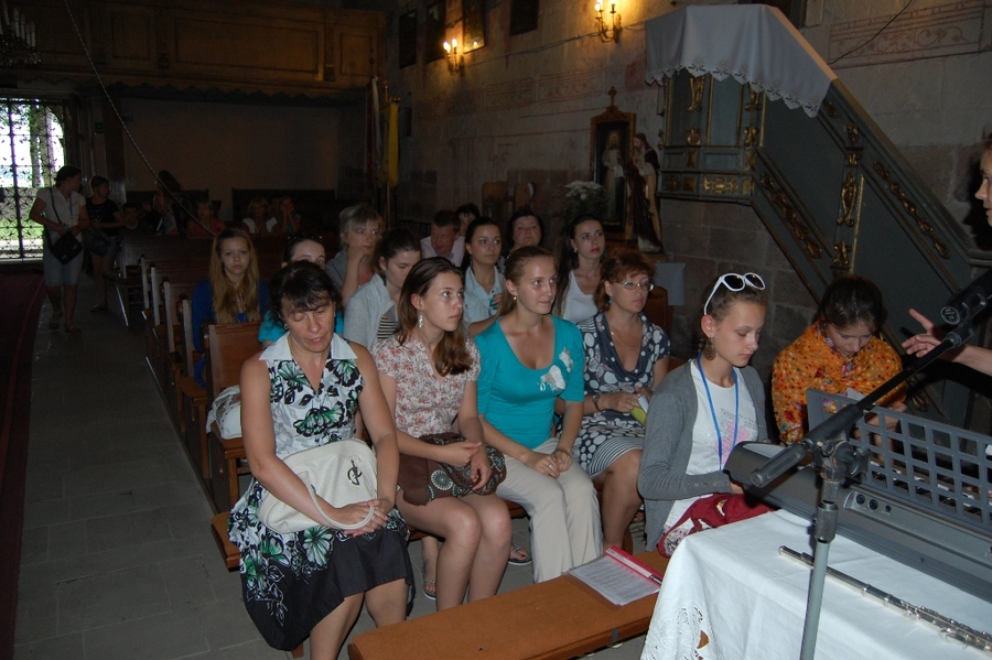 Msza święta  w kościele św. Idziego w Tarczku