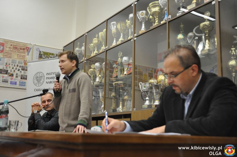 Powitanie uczestników przez władze Stowarzyszenia Kibiców „Wisły