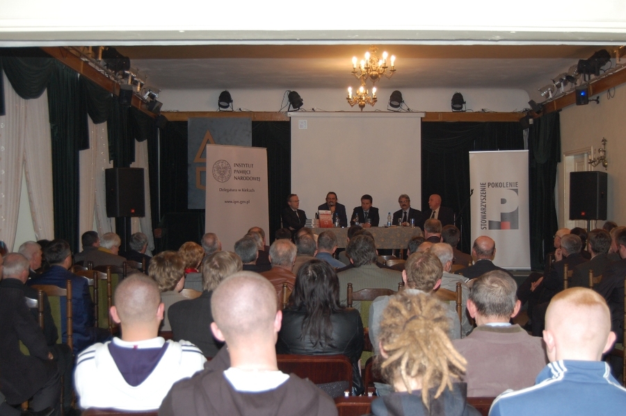 Głos zabrali kolejno: Przemysław Miśkiewicz – Przewodniczący Stowarzyszenia Pokolenie, dr Łukasz Kamiński – Prezes IPN, dr Grzegorz Waligóra – redaktor naczelny II tomu Encyklopedii oraz dr Ryszard Śmietanka-Kruszelnicki – koordynator Encyklopedii w Regio