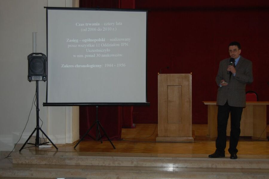 Dr Tomasz Łabuszewski, redaktor naukowy publikacji