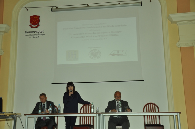 Prof. UJK Lidia Michalska-Bracha otworzyła obrady (foto Marek Jedynak)