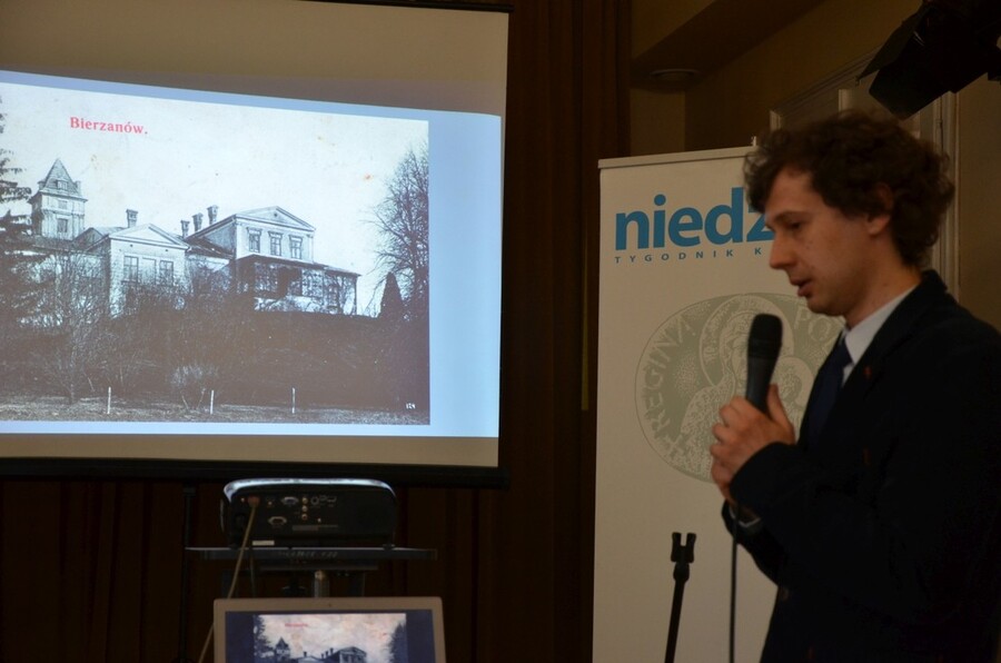 14 lutego 2020. Odsłonięcie tablicy Henryka i Karola Czeczów w Bieżanowie. Fot. Janusz Ślęzak (IPN)