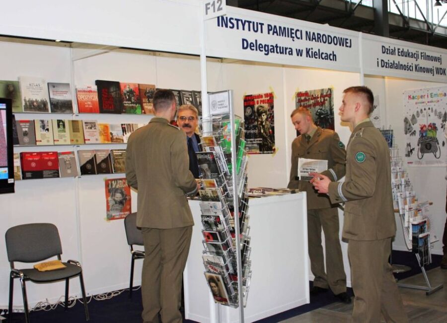 Podchorążowie Wojskowej Akademii Technicznej