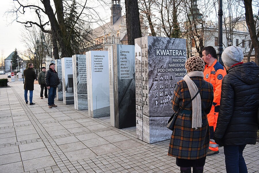 Wystawa IPN „Kwatera Ł – panteon narodowy pod cmentarnym murem” – Kielce, marzec 2020. Fot. Katarzyna Pronobis (IPN)