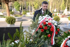 Kierownictwo IPN uczciło w Krakowie ofiary katastrofy smoleńskiej. Fot. Janusz Ślęzak (IPN)