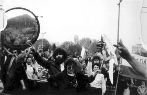 1 maja 1988 r. Manifestacja hutników. Fot. Archiwum IPN