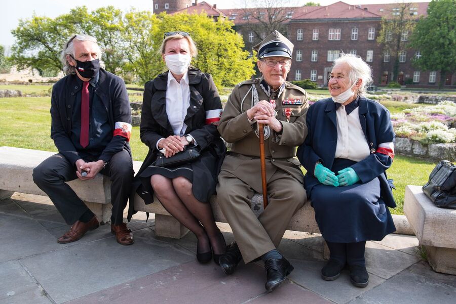 Uroczystość upamiętniająca martyrologię Polaków, więźniów niemieckich obozów koncentracyjnych Ravensbrück, Sachsenhausen i Dachau – Kraków, 30 kwietnia 2020. (fot. Agnieszka Masłowska IPN)
