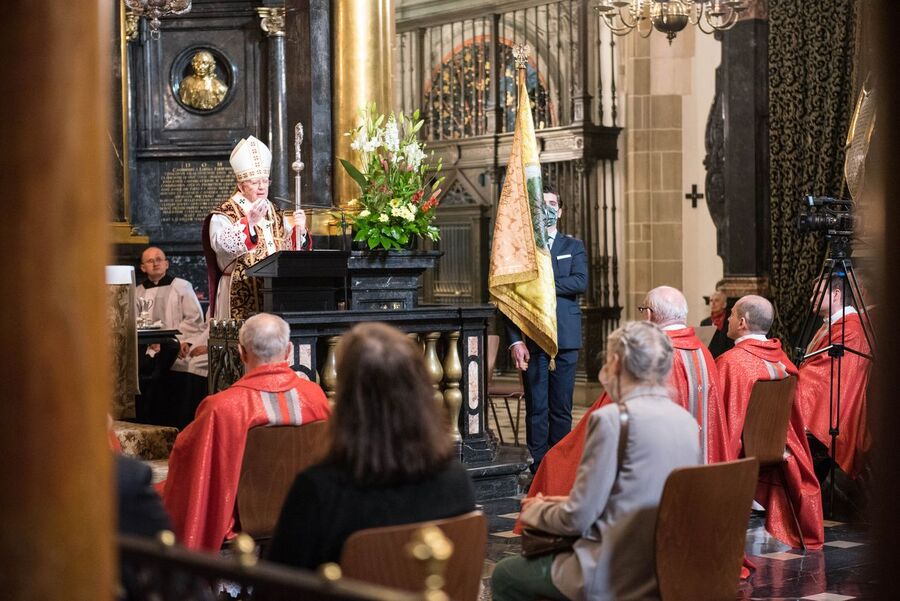 Uroczystość upamiętniająca martyrologię Polaków, więźniów niemieckich obozów koncentracyjnych Ravensbrück, Sachsenhausen i Dachau – Kraków, 30 kwietnia 2020. (fot. Agnieszka Masłowska IPN)