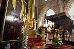 Msza święta w katedrze na Wawelu. Fot. Małopolski Urząd Wojewódzki