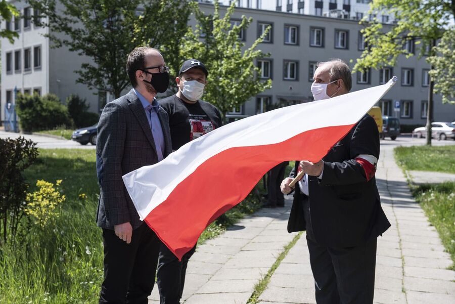 Krakowski IPN uczcił pamięć żołnierzy Zgrupowania AK „Żelbet” oraz cichociemnych, 8 maja 202. Fot. Agnieszka Masłowska (IPN)