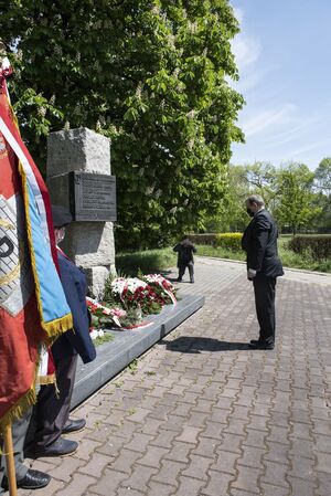 Krakowski IPN uczcił pamięć żołnierzy Zgrupowania AK „Żelbet” oraz cichociemnych, 8 maja 202. Fot. Agnieszka Masłowska (IPN)