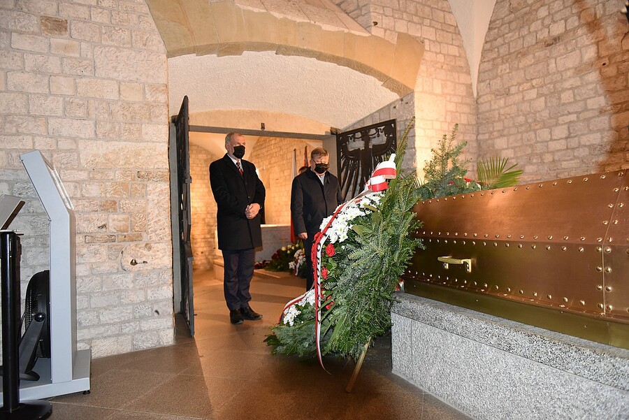 W Krakowie oddano hołd Józefowi Piłsudskiemu w 85. rocznicę jego śmierci. Fot. Janusz Ślęzak (IPN)