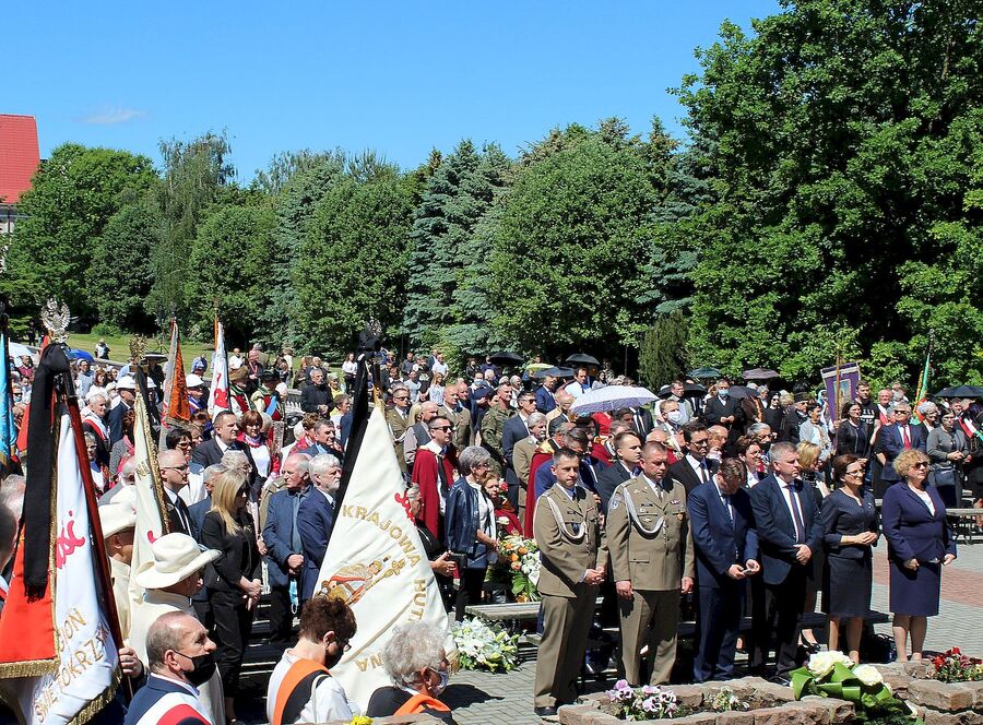Uroczystości pogrzebowe ks. infułata Czesława Wali. Fot. IPN