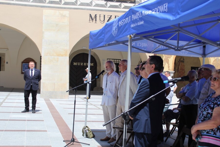 Przemowa Andrzeja Trybulskiego - działacza „Solidarności” fot. Ż. Wierzgacz