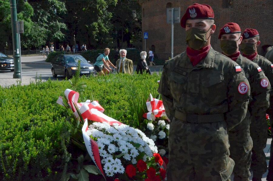 1.08.2020, krakowskie uroczystości w 76. rocznicę wybuchu powstania warszawskiego. Fot. Janusz Ślęzak (IPN)