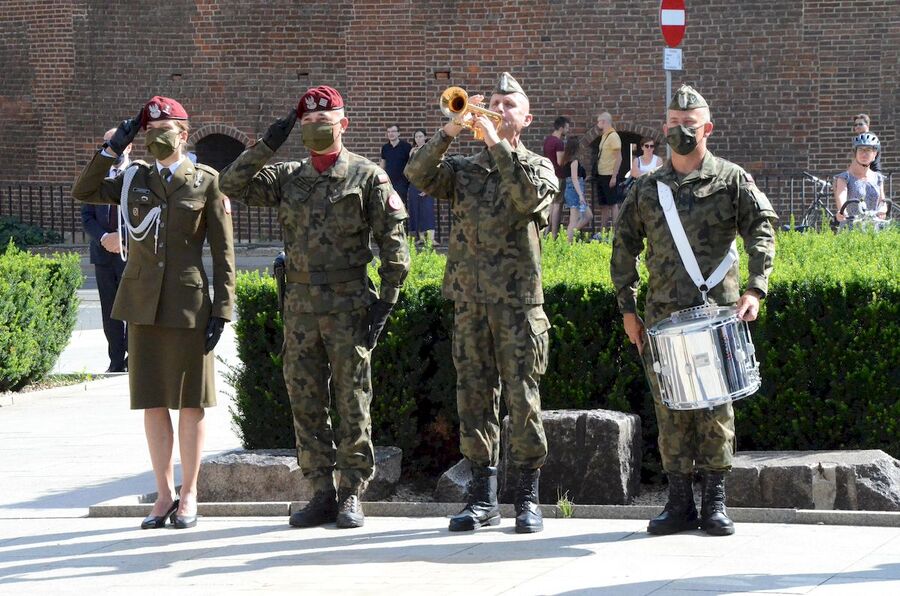 1.08.2020, krakowskie uroczystości w 76. rocznicę wybuchu powstania warszawskiego. Fot. Janusz Ślęzak (IPN)