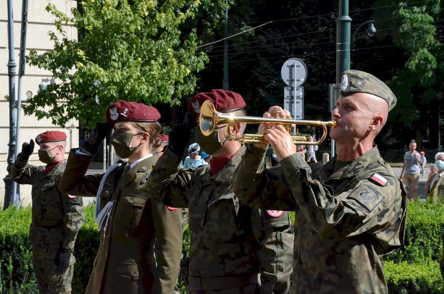 1.08.2020, krakowskie uroczystości w 76. rocznicę wybuchu powstania warszawskiego. Fot. Janusz Ślęzak (IPN)