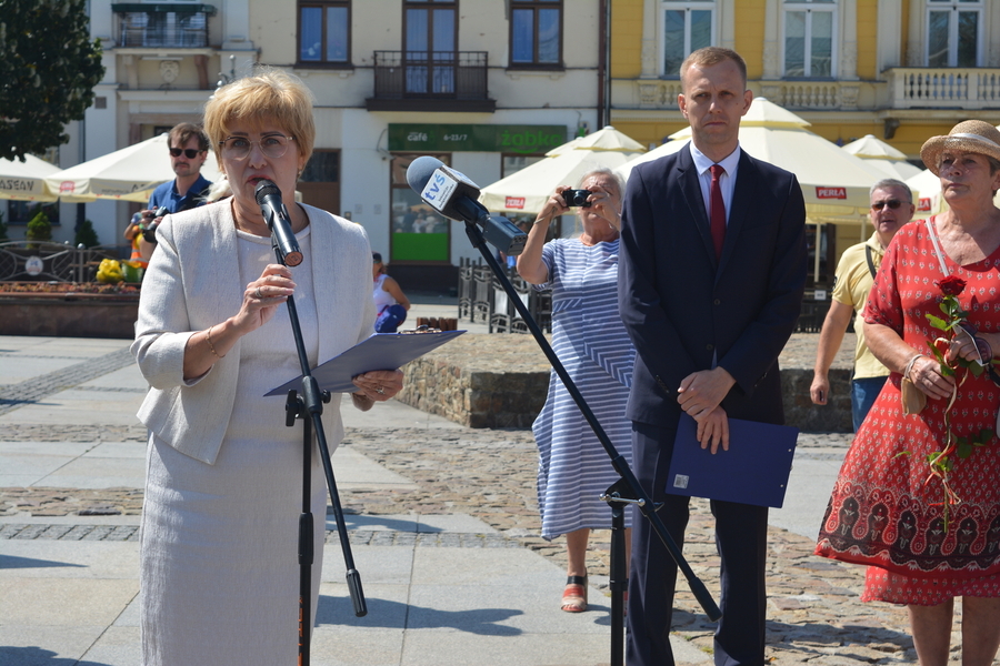 Odsłonięcie tablicy poświęconej Armii Ochotniczej 1920 r. oraz otwarcie plenerowej wystawy IPN w Kielcach fot. Katarzyna Pronobis