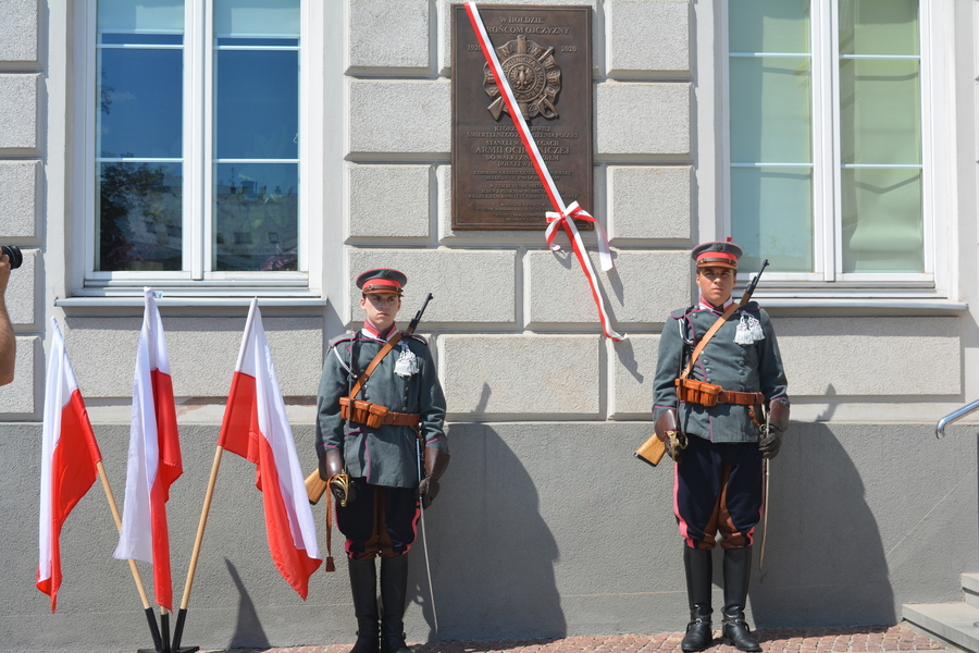 Odsłonięcie tablicy poświęconej Armii Ochotniczej 1920 r. oraz otwarcie plenerowej wystawy IPN w Kielcach fot. Katarzyna Pronobis