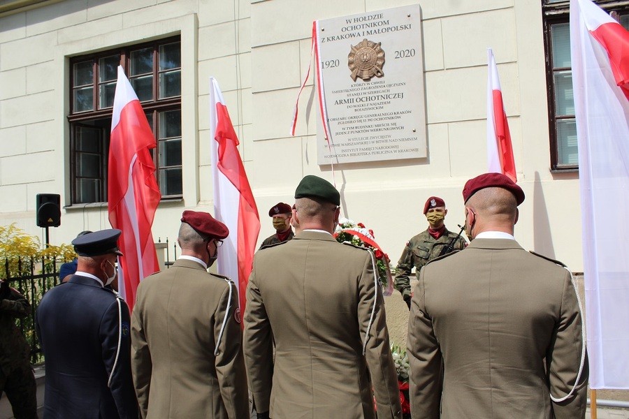 Odsłonięcie tablicy pamięci żołnierzy Armii Ochotniczej gen. Józefa Hallera w Krakowie - fot. Żaneta Wierzgacz